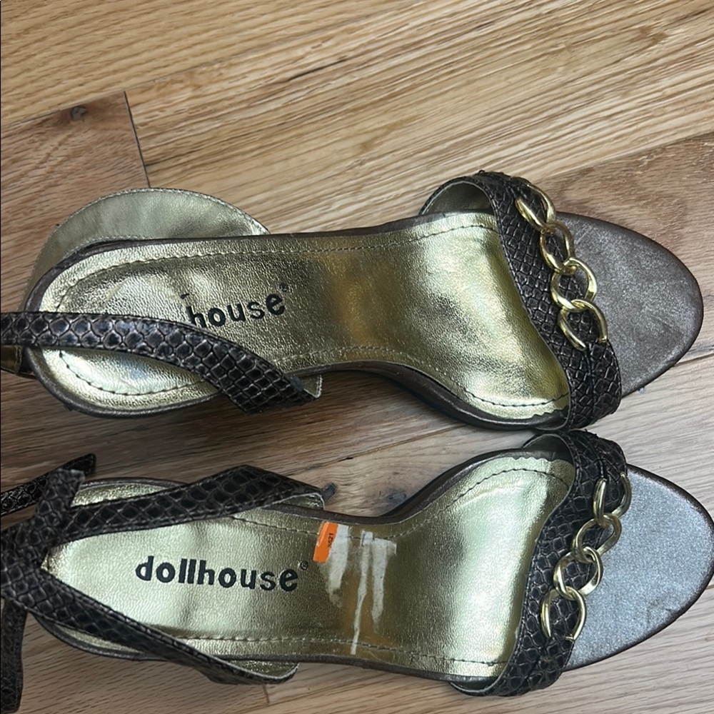 Dollhouse Brown and Gold Heels with Ankle Strap - Picture 13 of 17